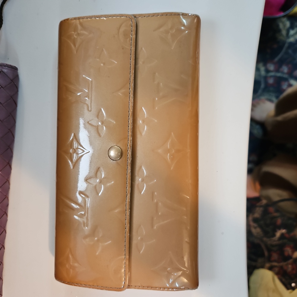 Louis Vuitton Tan Vernis Wallet